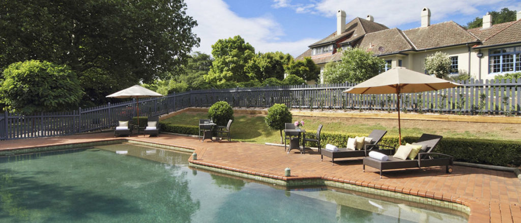 Spacious Pool