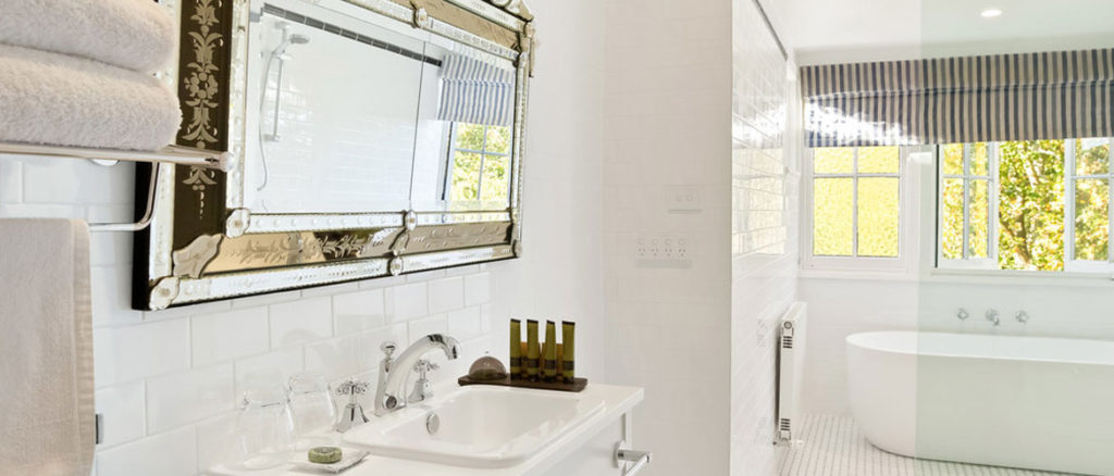 Suite Bathroom