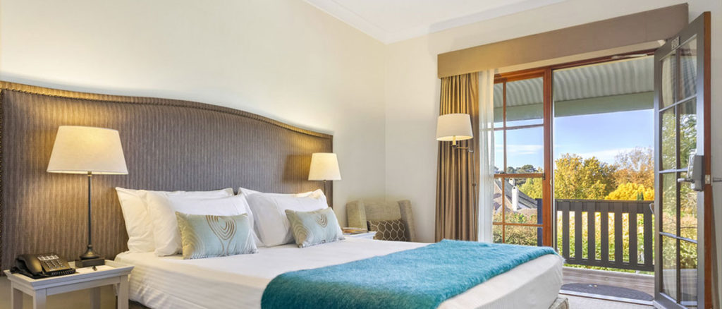 Highland Queen Room