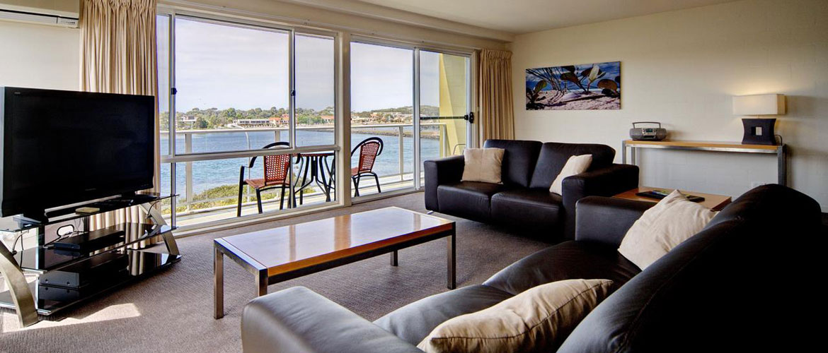 Albacore Apartments